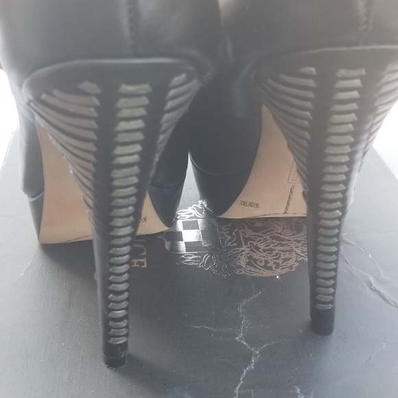 Pattern heels - Picture 4 of 6